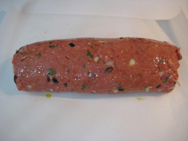 Мясной рулет по-средиземноморски