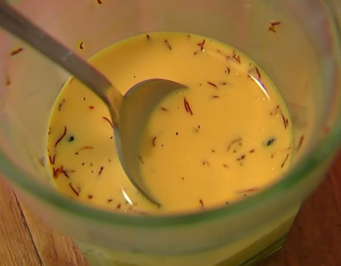 Йогуртовая панна котта с мандариновым соусом