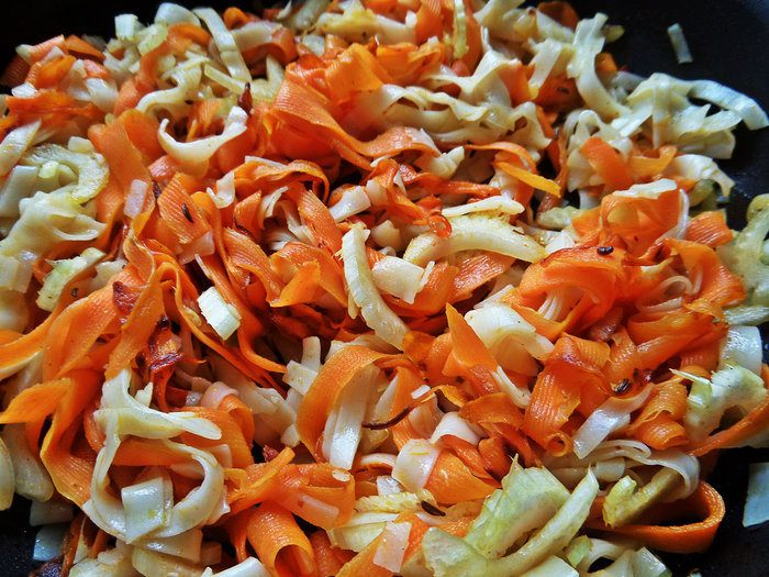Рисовая лапша с овощами