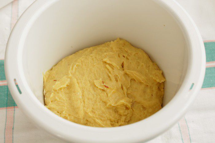 Шафрановый кулич