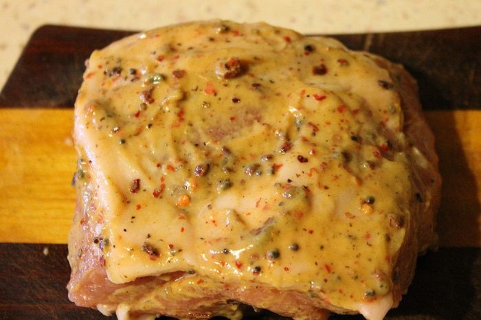 Мясо, запеченное с кардамоном и горчицей