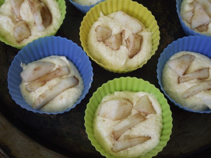 Кексы с яблоками и корицей