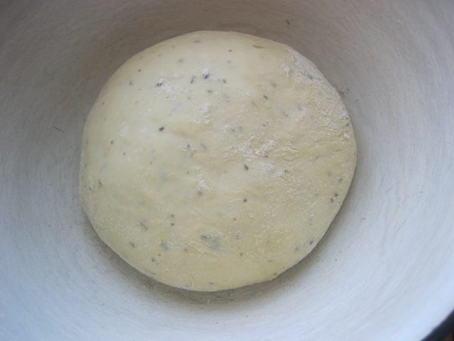 Мягкие чесночные булочки