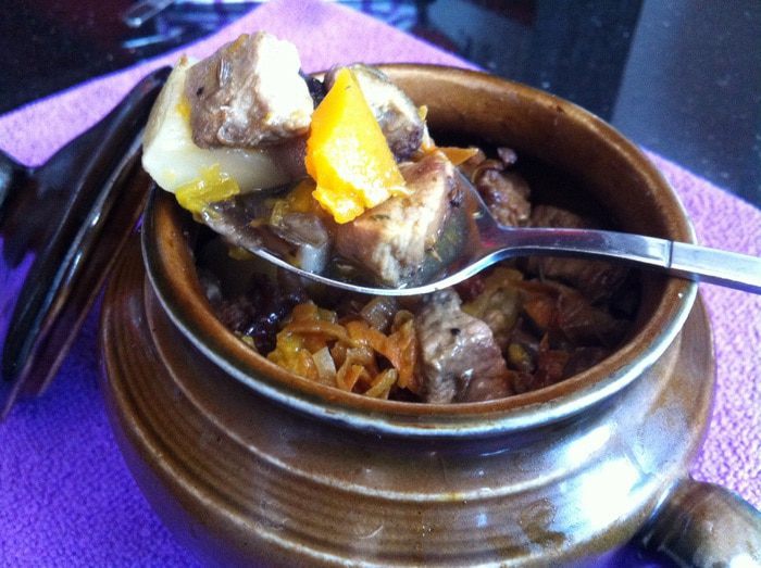 Горшочки с бараниной и овощами