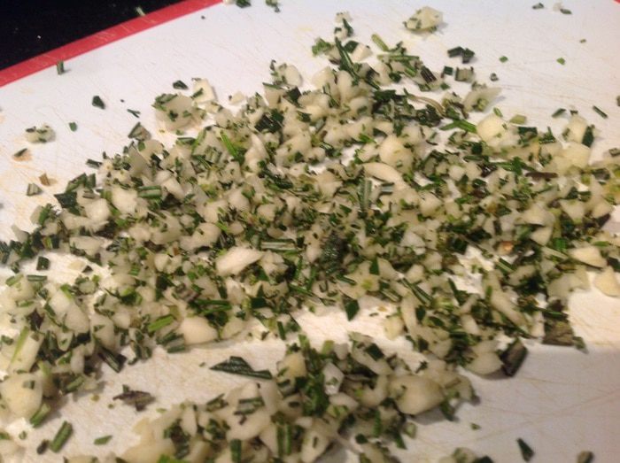 Запеченный карп с ароматным картофелем