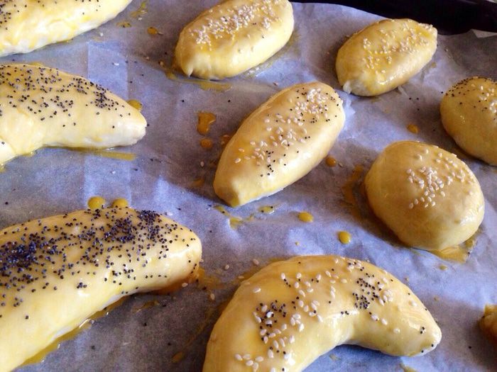 Пирожки с картошкой и зеленью на кефире (бездрожжевые)