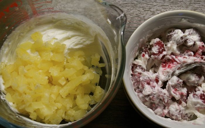 Фруктовый торт с шоколадной глазурью