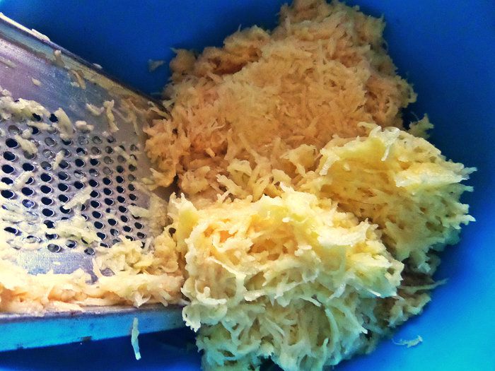 Драники из картофеля, кабачка и яблока