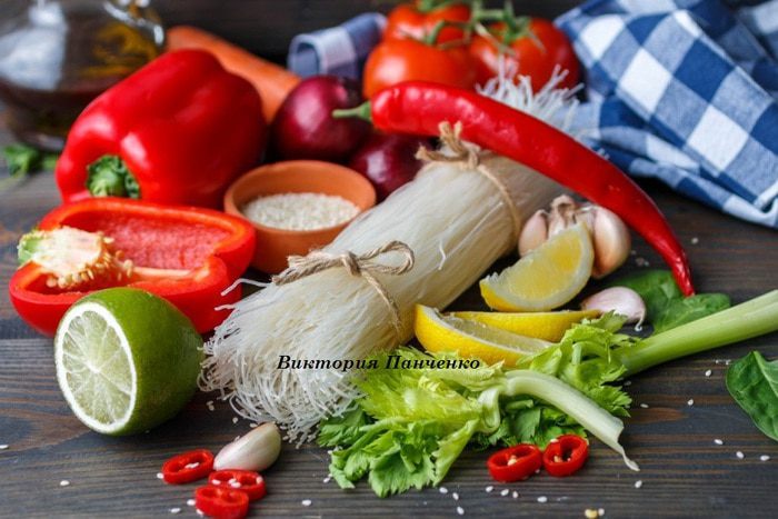 Фунчоза со свежими овощами