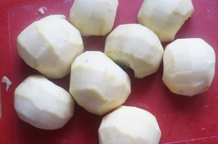 Пирог из творожного теста с яблоками