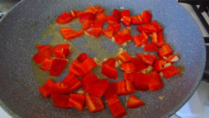 Сметанный тарт с овощами и фетой