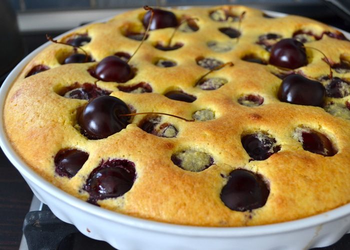 Клафути с черешней