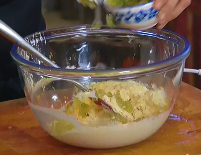 Лимонные сырники с соусом из маскарпоне 