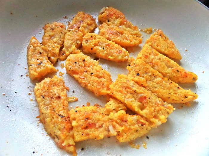 Полента с беконом и овощами