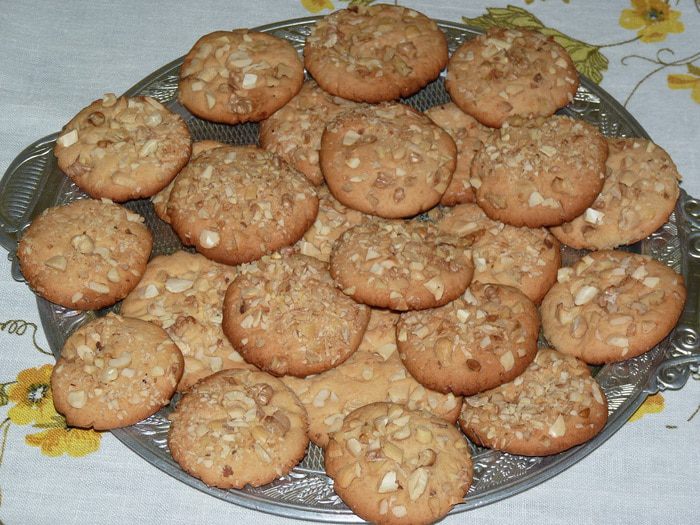 Быстрое итальянское печенье с орешками