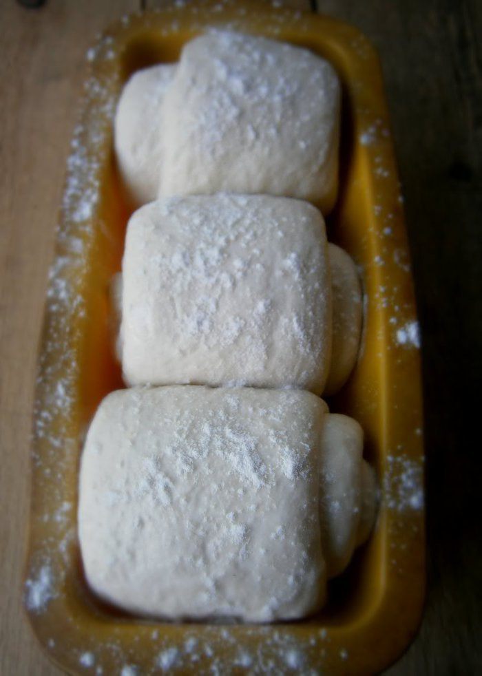 Белый хлеб на молоке