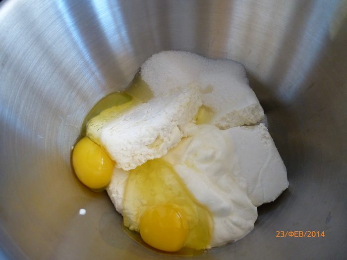 Лазанья с творогом и малиной