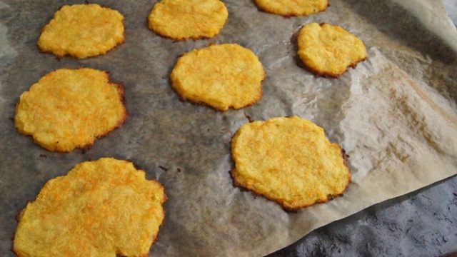 Овощной мильфей с чечевично-мятным кремом