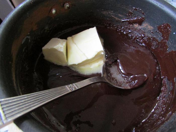 Шоколадно-вишнёвый торт-мусс