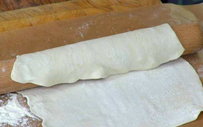 Пирог с козьим сыром и запеченным перцем 