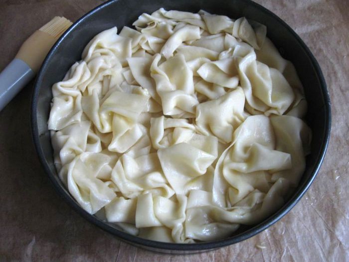 Пирог с яблоками и миндалем