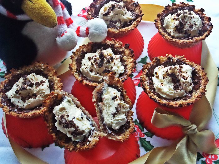 Овсяные корзиночки с маскарпоне и шоколадом