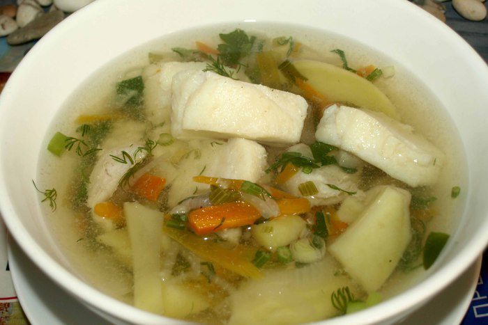 «Хитрая» уха на курином бульоне