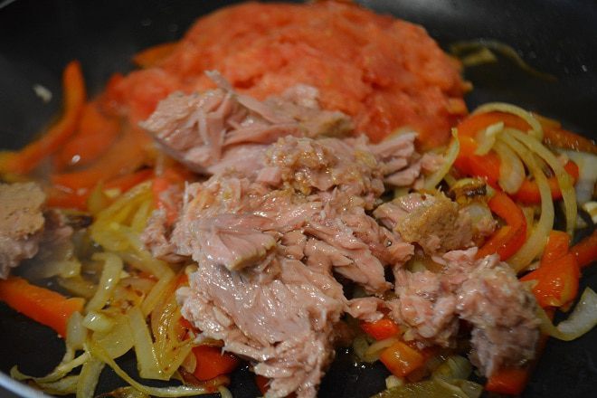 Паста с тунцом и болгарским перцем