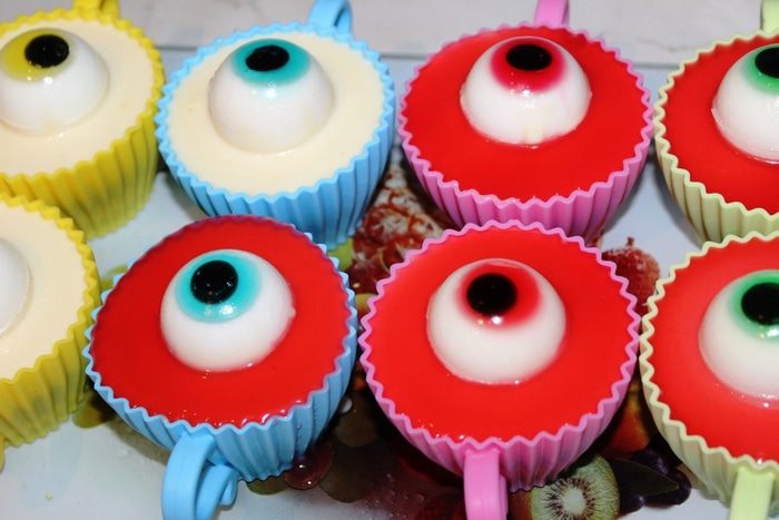 Смешной десерт &amp;quot;Живые глаза&amp;quot;