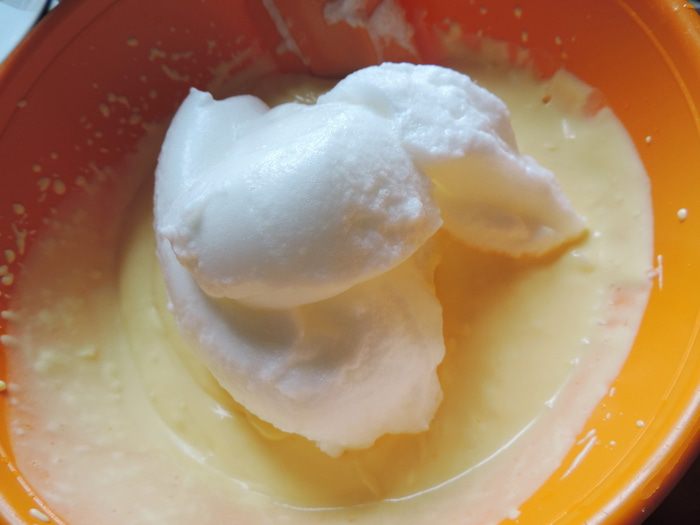 Маковый пирог со сметанной заливкой