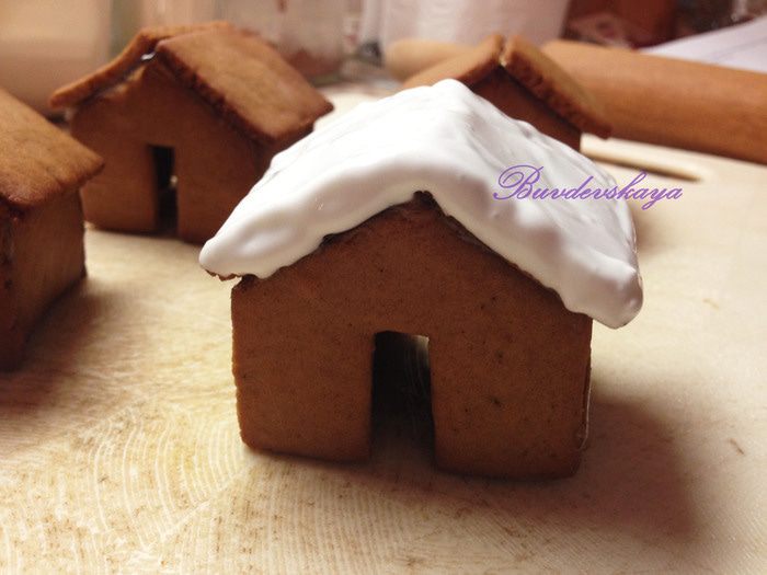 Пряничный домик на кружку