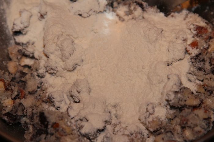 Арналевское шоколадное печенье с орехами