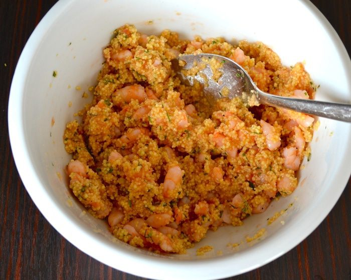 Помидоры, фаршированные кускусом и креветками
