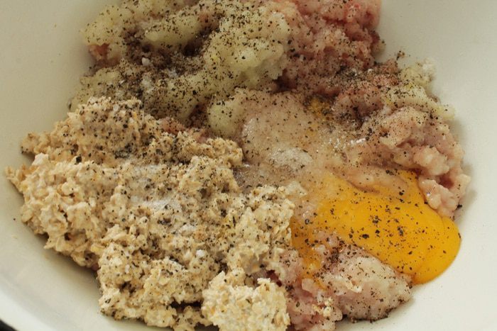 Куриные зразы с печенью и яблоками