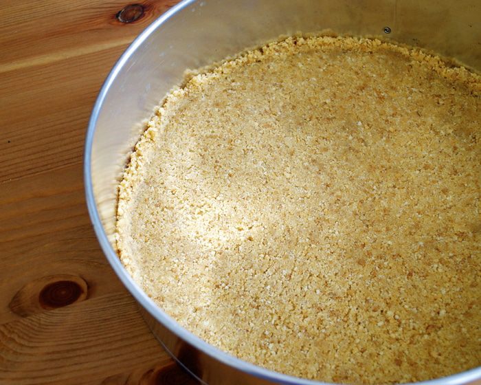 Чизкейк на рикотте с заварным кремом