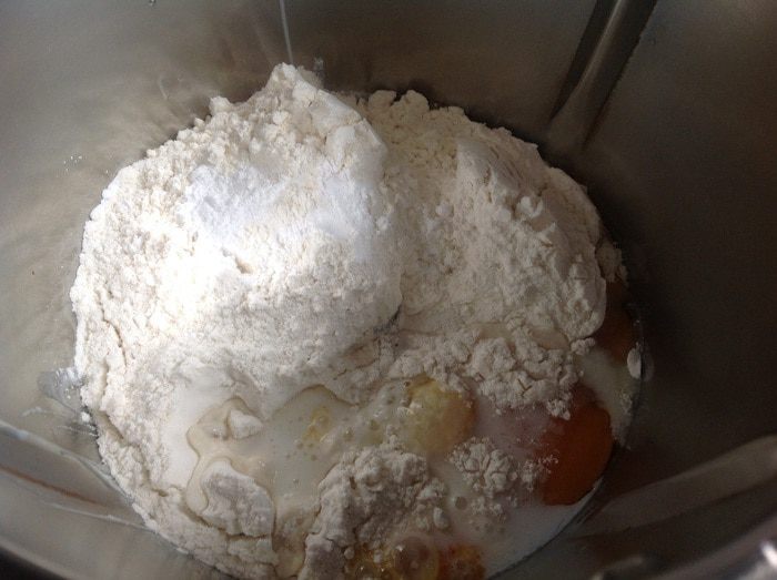 Пирог с черешней