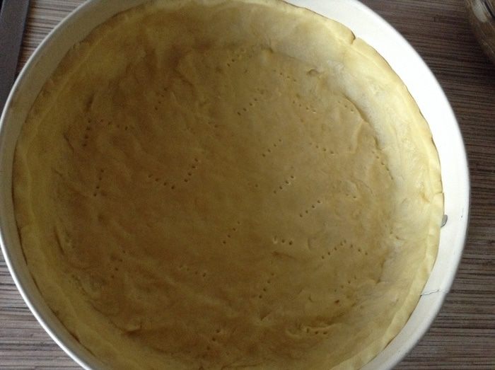 Золотистый луковый пирог