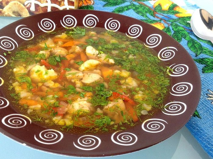 Суп с цветной капустой и индейкой