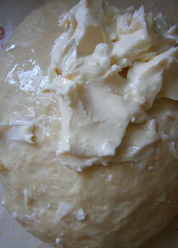 Пирог из картофельного теста с творогом и беконом