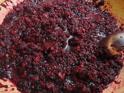 Свекольная икра с кориандром