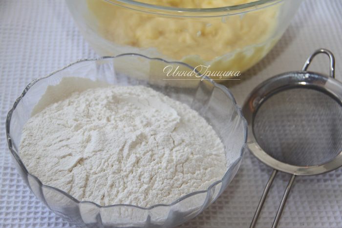 Картофельные пышки от Фаркаша Вилмоша (Burgonyás pogácsa)