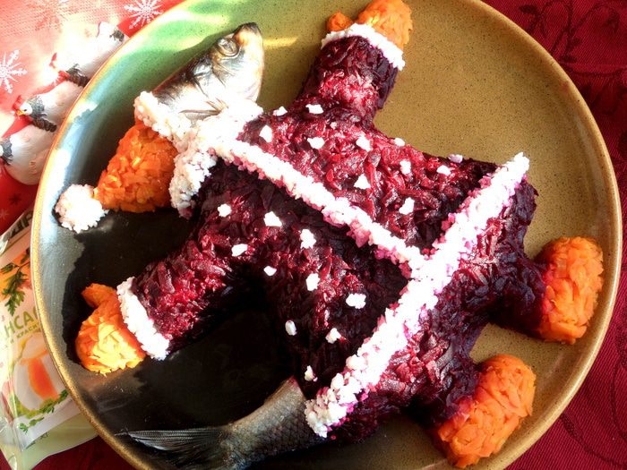 Салат &amp;quot;Селедочка в наряде Санта Клауса&amp;quot;