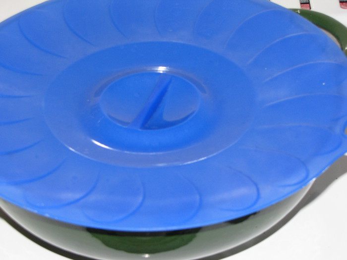 Спагетти с грибами под сметанно-маковым соусом