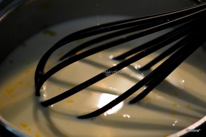 Мороженое с ванильным вкусом