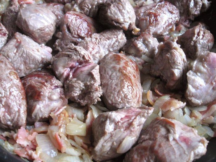 Говяжий гуляш по-фламандски (Carbonade Flamande)