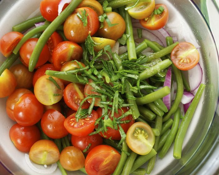 Панцанелла с семгой