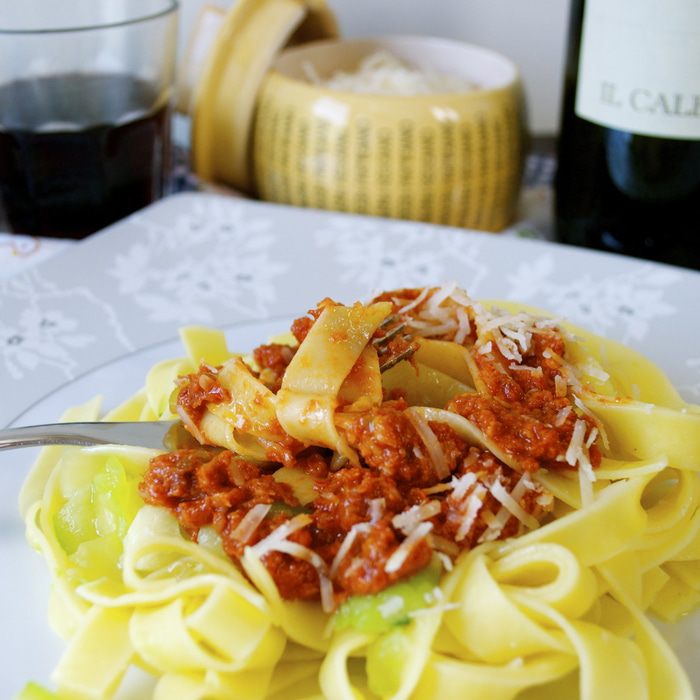 Феттучине с цукини и песто из вяленых томатов