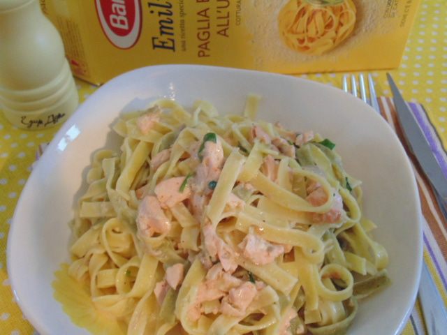 Тальятелле с семгой и лаймом 