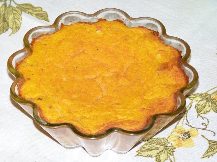 Золотистая картофельная бабка