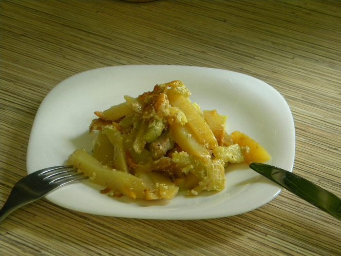 Весенний запеченный картофель со свининой